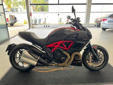 DUCATI Diavel 1260 S, Foto 4