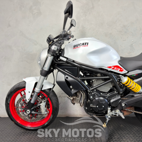 DUCATI Monster 797 , Foto 12