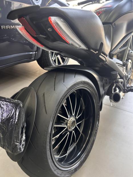 DUCATI X Diavel 1260 DARK, Foto 5