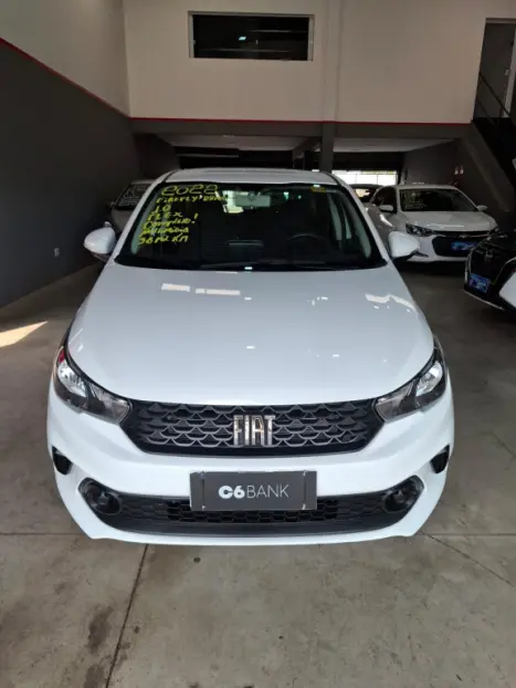 FIAT Argo 1.0 4P FLEX FIREFLY DRIVE, Foto 2 FIAT Argo 1.0 4P FLEX FIREFLY DRIVE, Foto 2