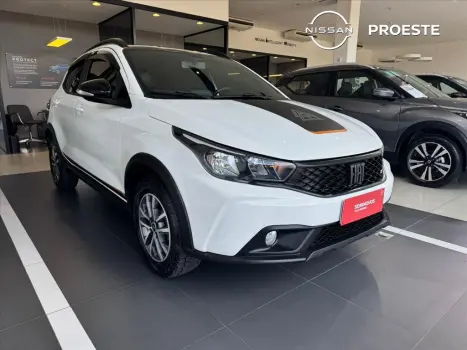 FIAT Argo 1.3 4P FLEX FIREFLY TREKKING AUTOMÁTICO CVT, Foto 1