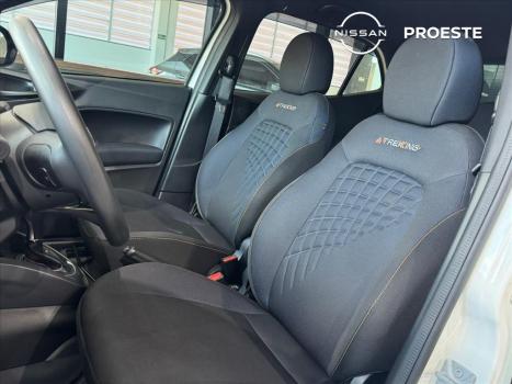 FIAT Argo 1.3 4P FLEX FIREFLY TREKKING AUTOMÁTICO CVT, Foto 8