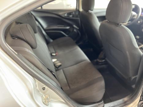 FIAT Cronos 1.0 4P FIREFLY FLEX DRIVE, Foto 7 FIAT Cronos 1.0 4P FIREFLY FLEX DRIVE, Foto 7