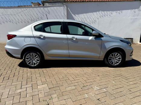 FIAT Cronos 1.3 4P FLEX DRIVE, Foto 4 FIAT Cronos 1.3 4P FLEX DRIVE, Foto 4