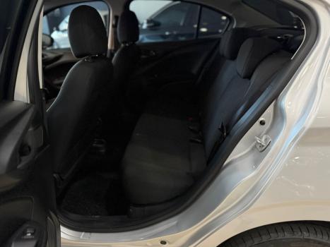 FIAT Cronos 1.3 4P FLEX DRIVE AUTOMTICO CVT, Foto 13