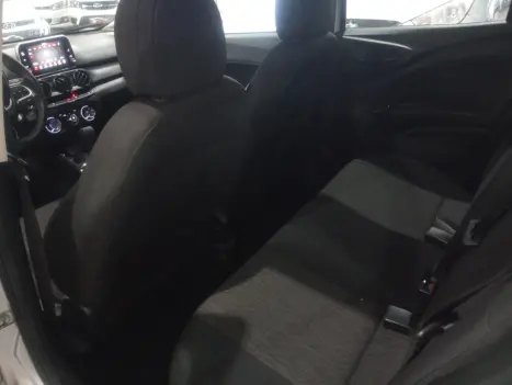 FIAT Cronos 1.3 4P FLEX DRIVE AUTOM�TICO CVT, Foto 15