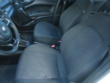 FIAT Cronos 1.3 4P FLEX DRIVE, Foto 3