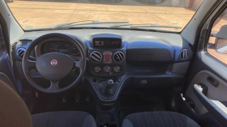 FIAT Doblo 1.8 16V 4P FLEX ESSENCE 7 LUGARES, Foto 5