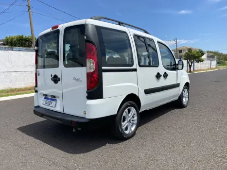 FIAT Doblo 1.8 16V 4P FLEX ESSENCE 7 LUGARES, Foto 3