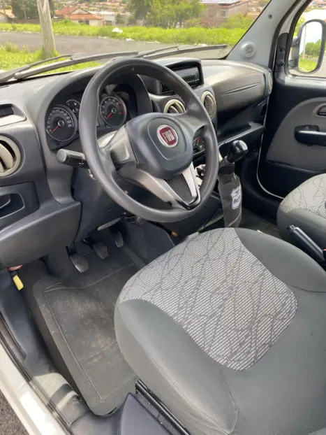 FIAT Doblo 1.8 16V 4P FLEX ESSENCE 7 LUGARES, Foto 9