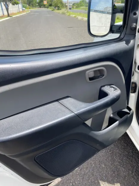 FIAT Doblo 1.8 16V 4P FLEX ESSENCE 7 LUGARES, Foto 13