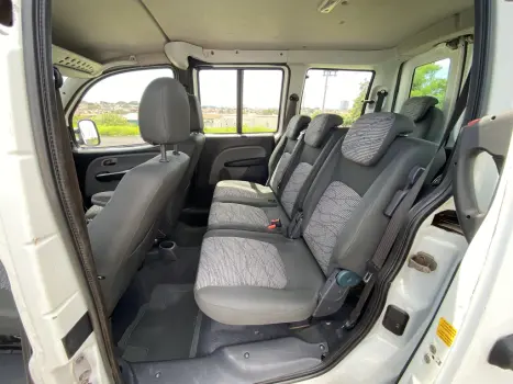 FIAT Doblo 1.8 16V 4P FLEX ESSENCE 7 LUGARES, Foto 16