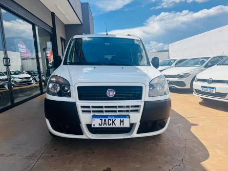 FIAT Doblo 1.8 16V 4P FLEX ESSENCE 7 LUGARES, Foto 1