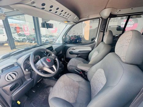 FIAT Doblo 1.8 16V 4P FLEX ESSENCE 7 LUGARES, Foto 7