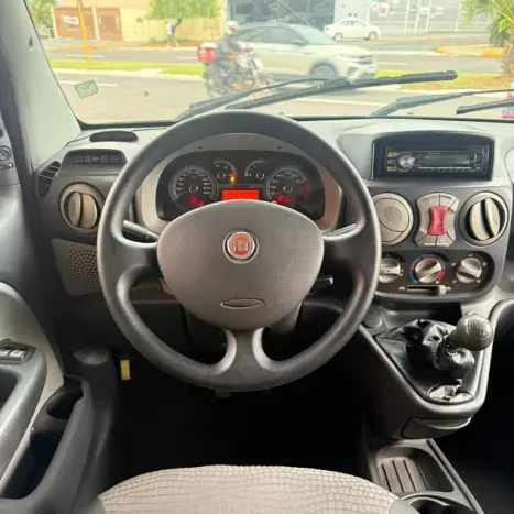FIAT Doblo 1.8 16V 4P FLEX ADVENTURE 6 LUGARES, Foto 15