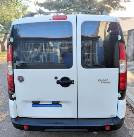 FIAT Doblo 1.8 16V 4P FLEX ESSENCE 7 LUGARES, Foto 4