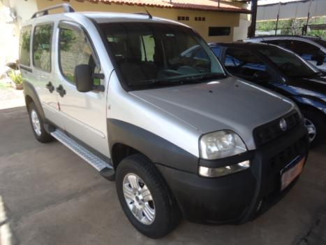 FIAT Doblo 1.8 4P FLEX ADVENTURE 6 LUGARES, Foto 2