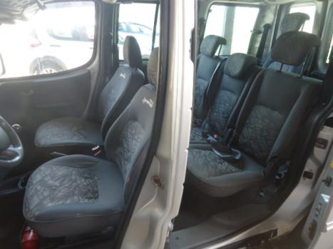 FIAT Doblo 1.8 4P FLEX ADVENTURE 6 LUGARES, Foto 3