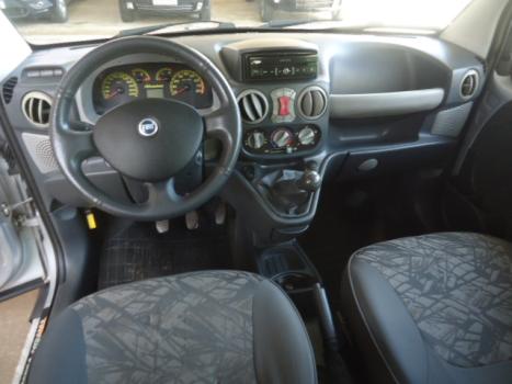 FIAT Doblo 1.8 4P FLEX ADVENTURE 6 LUGARES, Foto 4