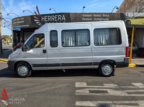 FIAT Ducato 2.3 MINIBUS TETO ALTO 3P TURBO, Foto 2 FIAT Ducato 2.3 MINIBUS TETO ALTO 3P TURBO, Foto 2