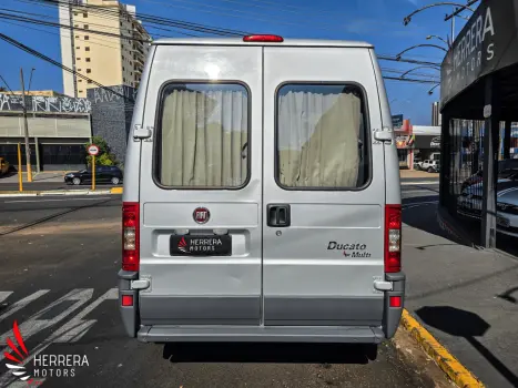 FIAT Ducato 2.3 MINIBUS TETO ALTO 3P TURBO, Foto 4 FIAT Ducato 2.3 MINIBUS TETO ALTO 3P TURBO, Foto 4