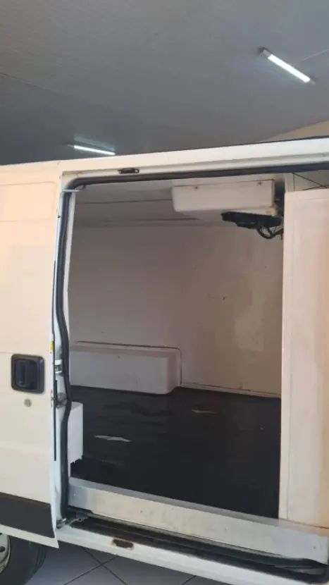 FIAT Ducato 2.5 8 FURGÃO 3P, Foto 3 FIAT Ducato 2.5 8 FURGÃO 3P, Foto 3