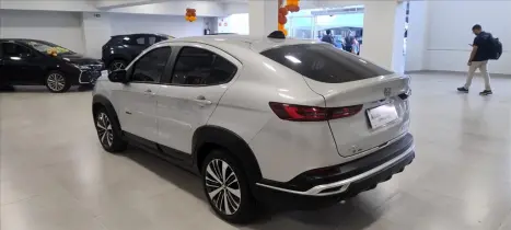 FIAT Fastback 1.0 12V 4P FLEX 200 TURBO AUTOMÁTICO CVT, Foto 10