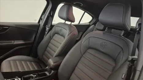 FIAT Fastback 1.3 16V 4P FLEX ABARTH TURBO 270 AUTOMTICO, Foto 11