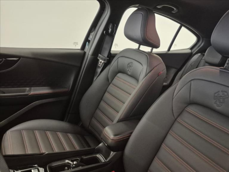 FIAT Fastback 1.3 16V 4P FLEX ABARTH TURBO 270 AUTOM�TICO, Foto 11