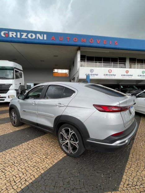 FIAT Fastback 1.3 16V 4P FLEX ABARTH TURBO 270 AUTOM�TICO, Foto 3