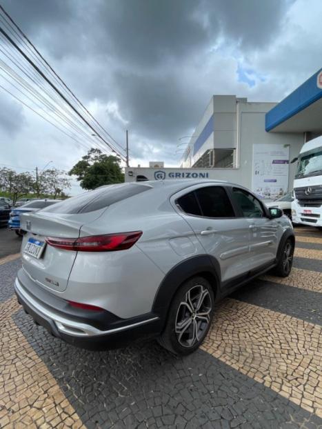 FIAT Fastback 1.3 16V 4P FLEX ABARTH TURBO 270 AUTOM�TICO, Foto 4