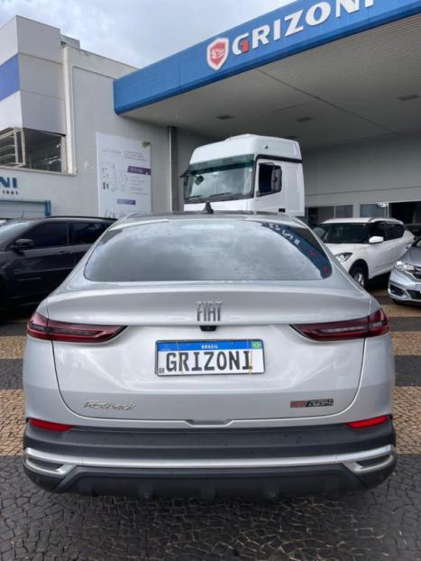 FIAT Fastback 1.3 16V 4P FLEX ABARTH TURBO 270 AUTOM�TICO, Foto 6