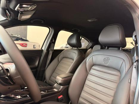 FIAT Fastback 1.3 16V 4P FLEX ABARTH TURBO 270 AUTOM�TICO, Foto 7