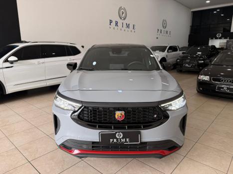 FIAT Fastback 1.3 16V 4P FLEX ABARTH TURBO 270 AUTOM�TICO, Foto 2
