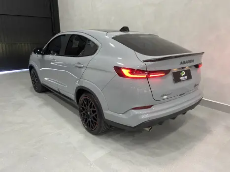 FIAT Fastback 1.3 16V 4P FLEX ABARTH TURBO 270 AUTOM�TICO, Foto 2