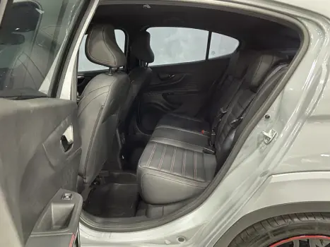 FIAT Fastback 1.3 16V 4P FLEX ABARTH TURBO 270 AUTOM�TICO, Foto 13