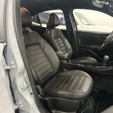 FIAT Fastback 1.3 16V 4P FLEX ABARTH TURBO 270 AUTOM�TICO, Foto 11
