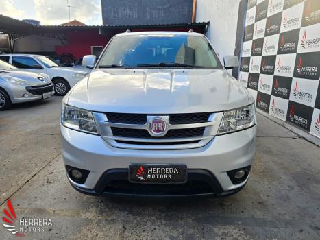 FIAT Freemont 2.4 16V 4P PRECISION AUTOMÁTICO 7 LUGARES, Foto 6 FIAT Freemont 2.4 16V 4P PRECISION AUTOMÁTICO 7 LUGARES, Foto 6