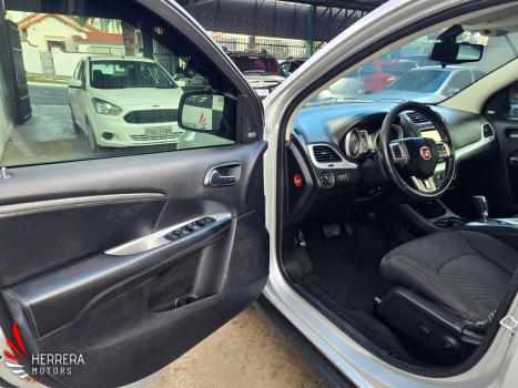 FIAT Freemont 2.4 16V 4P PRECISION AUTOMÁTICO 7 LUGARES, Foto 7 FIAT Freemont 2.4 16V 4P PRECISION AUTOMÁTICO 7 LUGARES, Foto 7