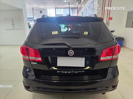 FIAT Freemont 2.4 16V 4P EMOCTION AUTOM�TICO, Foto 2