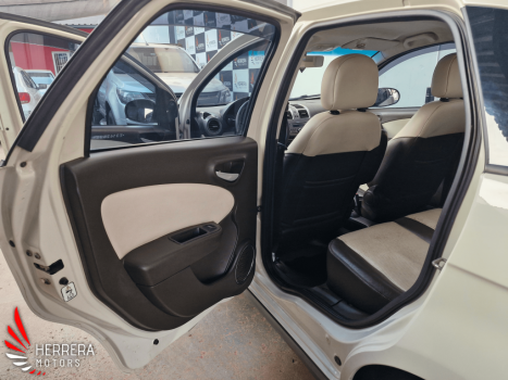 FIAT Grand Siena 1.6 16V 4P FLEX ESSENCE DUALOGIC AUTOMATIZADO, Foto 9 FIAT Grand Siena 1.6 16V 4P FLEX ESSENCE DUALOGIC AUTOMATIZADO, Foto 9