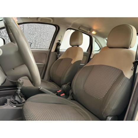 FIAT Grand Siena 1.6 16V 4P ESSENCE FLEX, Foto 10 FIAT Grand Siena 1.6 16V 4P ESSENCE FLEX, Foto 10