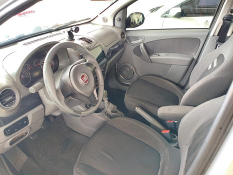 FIAT Grand Siena 1.6 16V 4P ESSENCE FLEX, Foto 4