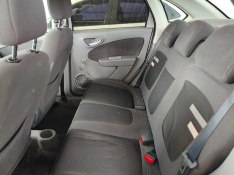 FIAT Grand Siena 1.6 16V 4P ESSENCE FLEX, Foto 7