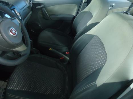 FIAT Grand Siena 1.6 16V 4P ESSENCE FLEX, Foto 3