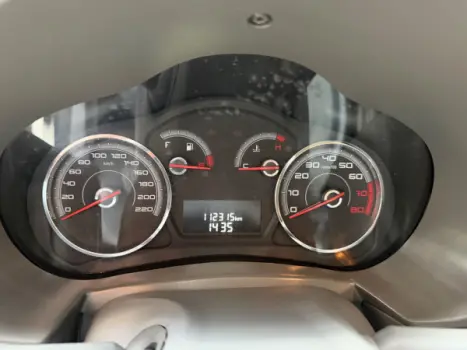 FIAT Grand Siena 1.6 16V 4P ESSENCE FLEX, Foto 9