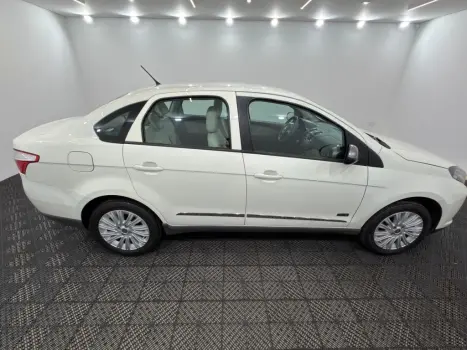 FIAT Grand Siena 1.6 16V 4P FLEX ESSENCE DUALOGIC AUTOMATIZADO, Foto 4
