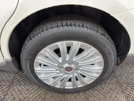 FIAT Grand Siena 1.6 16V 4P FLEX ESSENCE DUALOGIC AUTOMATIZADO, Foto 13