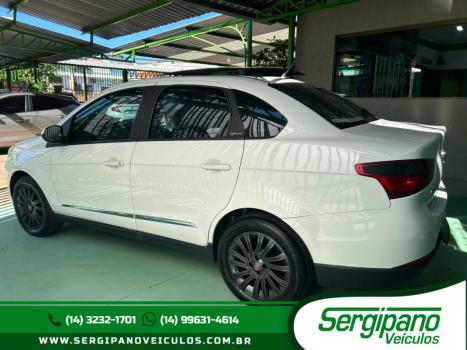 FIAT Grand Siena 1.6 16V 4P ESSENCE FLEX, Foto 2