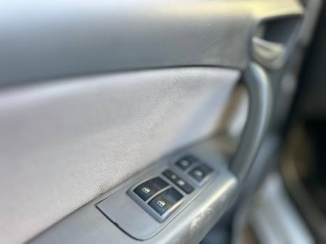 FIAT Grand Siena 1.6 16V 4P FLEX ESSENCE DUALOGIC AUTOMATIZADO, Foto 6